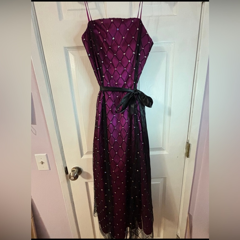 Adriannna Papell evening gown dress